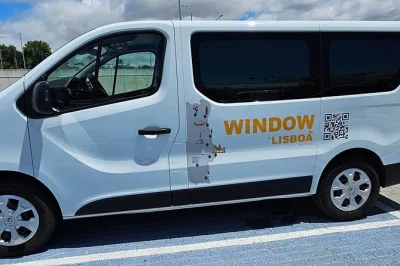 Comece seu passeio de um dia em sintra saindo de lisboa com guia local, visitando palácio da pena, quinta da regaleira e monserrate no seu ritmo. inclui transporte e sem pressa entre os pontos.