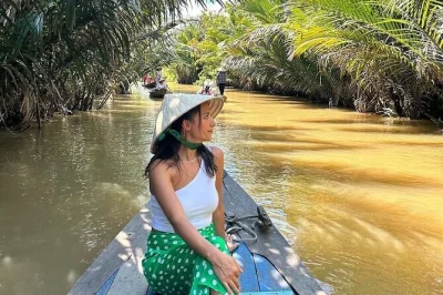 Erlebe das mekong delta bei einem tagesausflug ab ho-chi-minh-stadt – besuch der vinh trang pagode, kanalfahrt mit dem sampan und ein leckeres lokales mittagessen inklusive abholung.