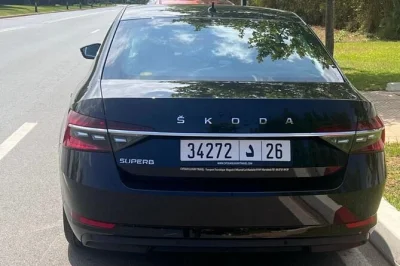 Step off your flight at marrakech menara airport to a waiting luxury car, english-speaking driver, and cold water—seamless pickup or drop-off included.