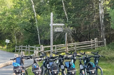 Feel the breeze on acadia’s carriage roads with a self-guided ebike tour. includes lesson, helmet, lock, map, and local tips—start from bar harbor.