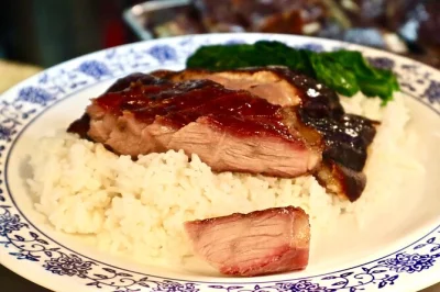 Start hungry in tin hau, wander markets, taste beef brisket soup, roasted goose, and dim sum with a local guide. includes all tastings and secret dish.