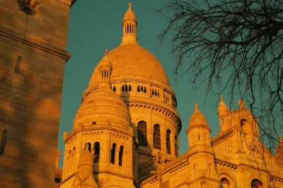 Feel montmartre’s creative pulse on a 90-minute paris walking tour—see the i love you wall, city’s only vineyard, and sacré-cœur with a local guide.