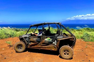 Découvrez maui et ses paysages sauvages lors d’une balade en atv à lahaina. explorez 1 400 acres de sentiers avec un guide local, équipement inclus, idéal en famille.