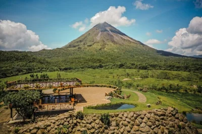 Let a local guide walk you across arenal’s lava fields, spot wildlife, and end with views of the volcano and lake. includes hotel pickup, entry fees, fruit & water.