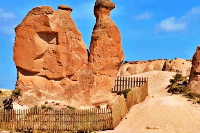 Entdecke kappadokiens feenkamine, erkunde die untergrundstadt kaymakli, probiere töpfern in avanos und besuche alte höhlenkirchen – alles an einem tag mit guide und mittagessen.