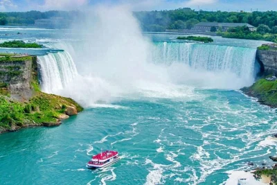 Feel the spray at niagara falls, ride the hornblower cruise, see the floral clock & whirlpool, and enjoy three hours to explore. includes return coach from toronto.