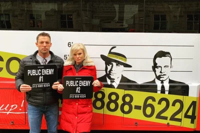 Step into chicago’s gritty past on a crime & mob bus tour, with stops at infamous sites, stories of capone & dillinger, and a local guide. includes keepsake quiz.