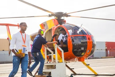 Feel the wind in your hair on a doors-off helicopter ride above oahu, flying over pearl harbor, dole plantation & waikiki. includes live commentary & flexible flight times.