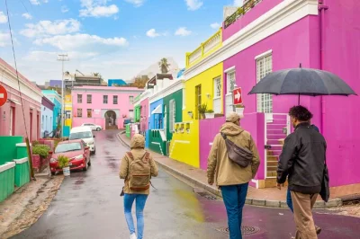 Wander cape town’s bo-kaap, bree street & de waterkant on a food tour with local tastings, stories, and city history. includes snacks, drinks & guide.