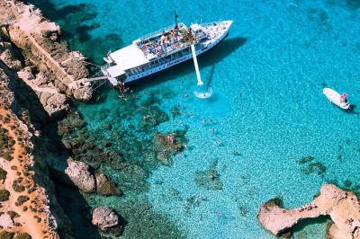 Swim in malta’s blue lagoon, explore gozo at your own pace, and cruise through sea caves—includes flexible stops and onboard facilities for a relaxed day trip.