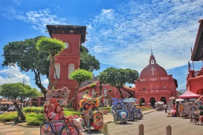 Step into malacca’s layered history with a guided day trip from kuala lumpur. explore dutch square, st. paul’s hill, jonker street, and enjoy a local lunch. includes pickup.