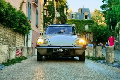 Feel the breeze in a classic citroën ds as you explore paris icons like montmartre, champs-Élysées, and the eiffel tower. includes pickup and local guide.