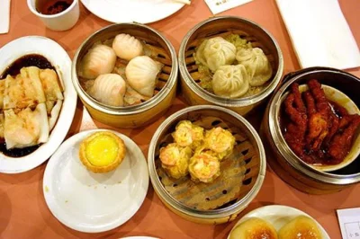 Follow a local guide through san francisco’s chinatown, sampling dim sum, fresh egg tarts, and handmade dumplings. includes 5 tastings, water, and city map.