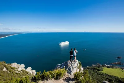 Curious about tauranga’s story? taste fresh kiwifruit, sip local teas, and hear real tales from a local guide. includes port pickup and drop-off for cruise guests.
