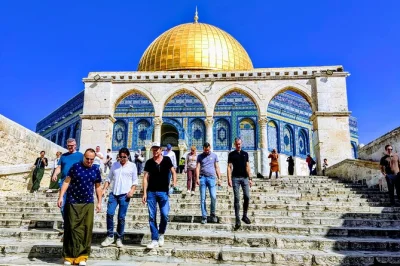 Start later from tel aviv and walk jerusalem’s old city with a licensed guide, visit the western wall, temple mount and holy sepulchre, plus rooftop lunch included.