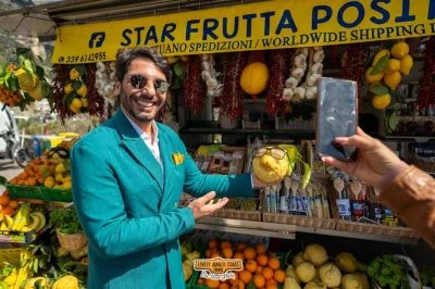 Explore a costa amalfitana com motorista particular, tempo livre em ravello e amalfi, e histórias locais pelo caminho. inclui busca no hotel e roteiro flexível.