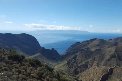 Scopri tenerife con un’escursione privata dal porto. visita il parco nazionale del teide, la valle di masca e los roques con guida locale e trasporto privato.
