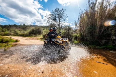 Descubre el lado más salvaje del algarve en una aventura en quad de 90 minutos cerca de albufeira, con guías locales, todo el equipo y senderos rurales incluidos. grupos pequeños, diversión asegur