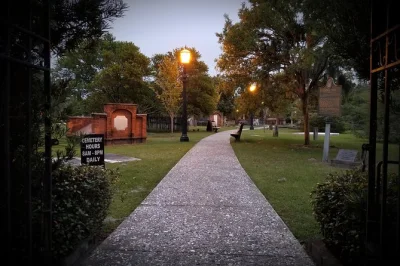 Feel savannah’s haunted side on a walking tour with a local guide, hear real ghost stories, stroll the historic district, and explore colonial park cemetery. small group fun.
