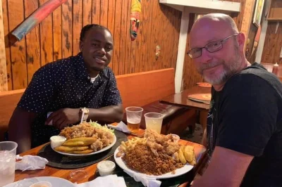 Bahamas rumkuchen probieren, queen’s staircase entdecken, atlantis erleben & zum abschluss fischessen am arawak cay. mit klimatisiertem fahrzeug, lokalem guide & abholung für entspannte nassau-tour