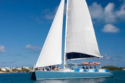Feel the salt air on a bermuda catamaran cruise—swim, snorkel, kayak, or paddleboard in the great sound. includes gear, rum swizzle, and crew guidance.