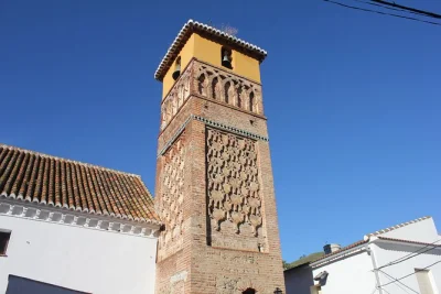 Feel the rhythm of inland málaga with a day trip to white villages near nerja, guided walks, local stories, and a relaxed lunch—includes pickup from your hotel.