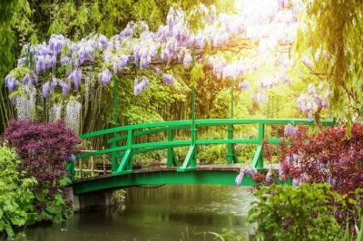 Let yourself wander through monet’s giverny gardens, explore his colorful house, and enjoy free time in the village. includes round-trip transfer from paris.