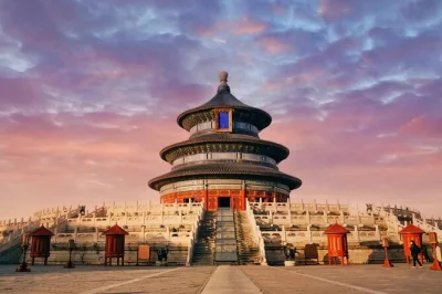 Private beijing tour with temple of heaven, authentic peking duck dinner, and red theatre acrobatic show. hotel pickup and expert guide included.