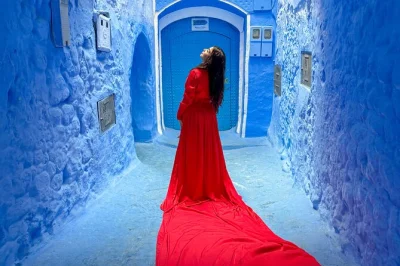 Book a private photo session in chefchaouen. get 25+ edited portraits at iconic blue spots. flexible times, local guide, coffee or tea included.