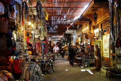 Explore marrakesh’s souks with a local guide. discover rahba kedima, souk semmarine, and real market life. small group, expert-led morning tour.
