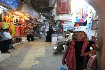 Explore muscat’s grand mosque, muttrah souq, al alam palace & more on a private half-day city tour. hotel pickup, local guide, and transfers included.