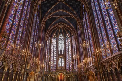 Scopri parigi con una guida locale. visita sainte-chapelle, notre dame, giardini del lussemburgo e angoli segreti in un tour privato a piedi. snack tipico incluso.
