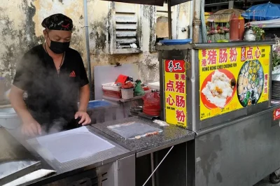 Sample penang’s street food, traditional dishes, and local drinks on a guided culinary tour through george town. includes penang white coffee or teh tarik. book now.