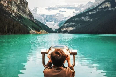 Skip the parking hassle in banff and ride a classic yellow bus to moraine lake, johnston canyon, and lake louise. flexible stops, local hosts, and easy pickup included.