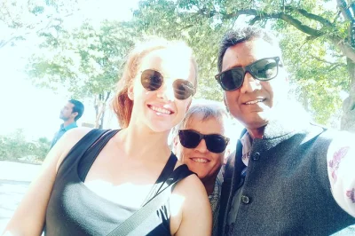 Rajasthan, udaipur, jaipur, jaisalmer : circuit privé en voiture avec guide local, balade à dos de chameau dans le désert et dîner au coucher du soleil. réservez vite votre place.