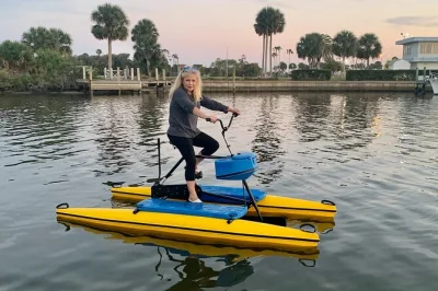 Découvrez daytona beach en water bike sur ses rivières paisibles, observez dauphins et lamantins, et profitez d’une balade à votre rythme. carte, équipement et réservation facile inclus.