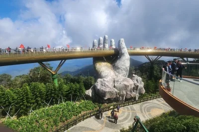 Evite as multidões na ponte dourada com traslado cedo, passeio de teleférico, vila francesa e almoço. tour privado saindo de da nang ou hoi an.