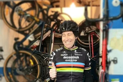 Pedale pelo monte pellegrino com um guia local em palermo, visite o santuário de santa rosalia e aproveite vistas incríveis do mar. bicicleta e guia inclusos. reserve já.