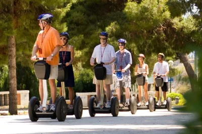 Explorez la vieille ville de cagliari et le parc des flamants roses de molentargius lors d’une visite guidée unique. découvrez le castello, les ruines romaines et les flamants roses. réservez vot