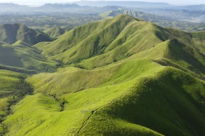 Hike bohol’s binabaje hills at sunrise, see can-umantad falls, and relax on anda beach. includes all fees and a local guide. book now for early pickup.
