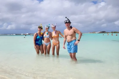 Descubre las mejores playas para snorkel en aruba con guía privado. incluye recogida en hotel, equipo de snorkel y cócteles auténticos.