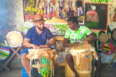 Entdecke san basilio de palenque: geschichte, palenquero-sprache, preisgekröntes essen und musik. inklusive abholung & guide ab cartagena.