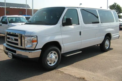 Scopri acapulco a modo tuo con un van privato, guida locale e itinerario flessibile. include pick-up da hotel o porto, acqua in bottiglia e autista che parla inglese.