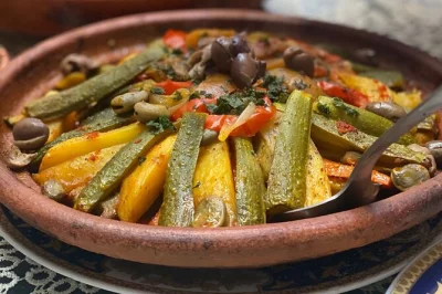 Cook moroccan dishes in marrakech with a local chef, shop for spices at the market, and share a homemade meal. includes lunch or dinner. book now.