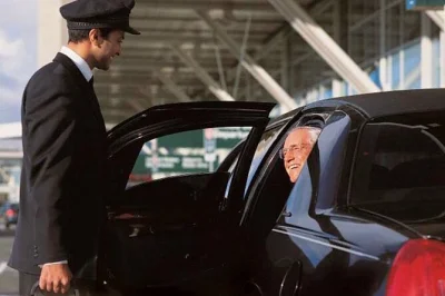 Réservez un transfert privé de votre hôtel à vancouver jusqu’à l’aéroport yvr. un transport aéroportuaire fiable, confortable et sans stress dans la région du grand vancouver.