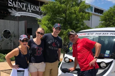 Entdecke houstons brauereien & destillerien per elektro-cart mit lokalem fahrer. inklusive stopps an stadtmurals & market square park.