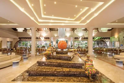 Transfer privato tra l’aeroporto di punta cana e il resort ocean blue & sand con autista locale. incontro all’arrivo, veicolo climatizzato e prelievo senza stress.