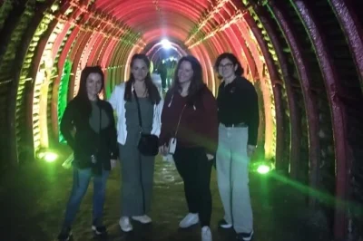 Visita la cattedrale di sale di zipaquira con una visita guidata. esplora il tempio sotterraneo della colombia, scopri la storia dell’estrazione del sale e passeggia per il villaggio di zipaquira.