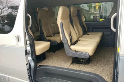 Privater transfer von guilin oder yangshuo nach zhangjiajie mit flexiblem abholservice und pausen für mittagessen oder erholung. komfortabel reisen mit lokalem fahrer.