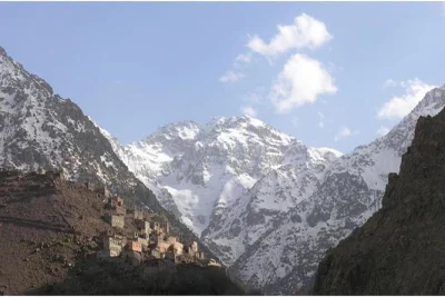 Climb north africa’s highest peak with a local guide, overnight in a mountain refuge, and enjoy all meals included. book your mount toubkal trek with hotel pickup.